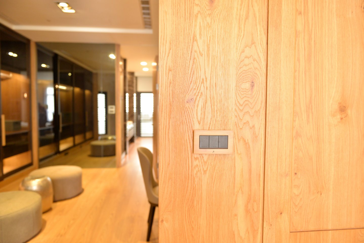 巨武建設 × 三晰電工｜光影靜流中的生活詩意