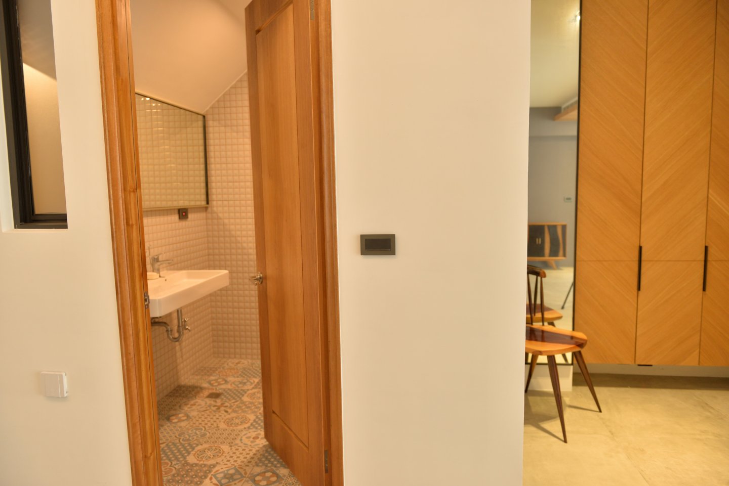 巨武建設 × 三晰電工｜光影靜流中的生活詩意