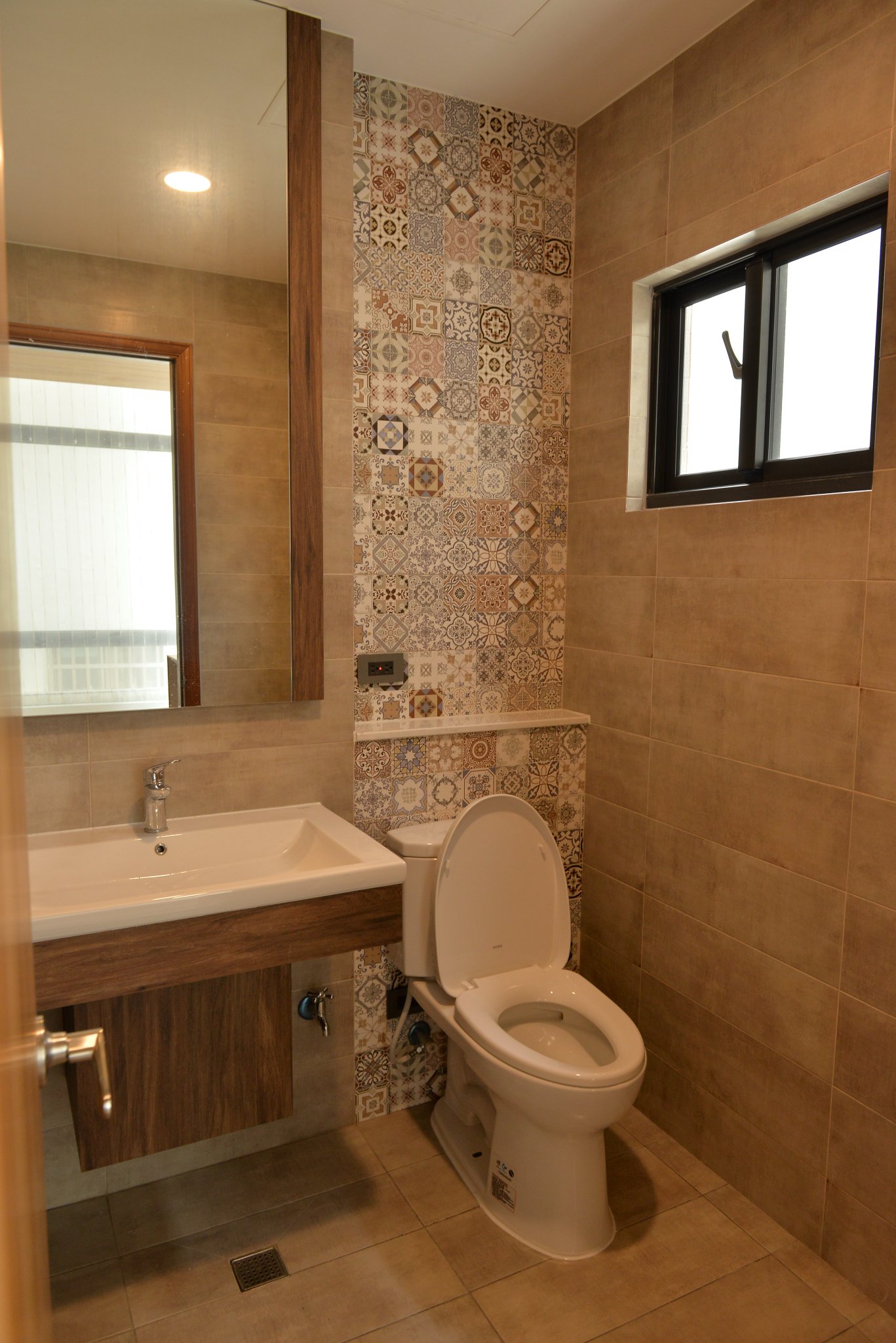 巨武建設 × 三晰電工｜光影靜流中的生活詩意