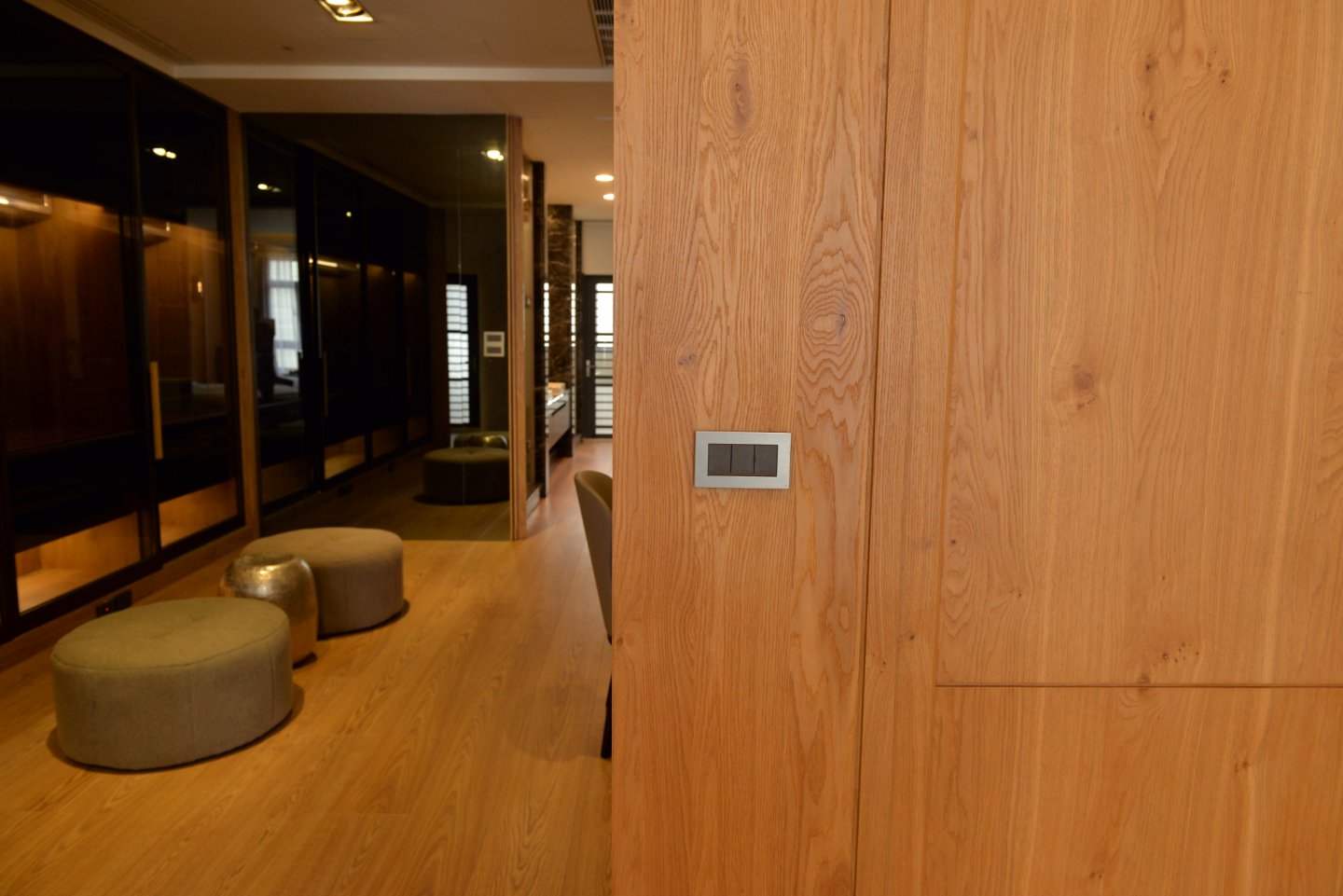 巨武建設 × 三晰電工｜光影靜流中的生活詩意