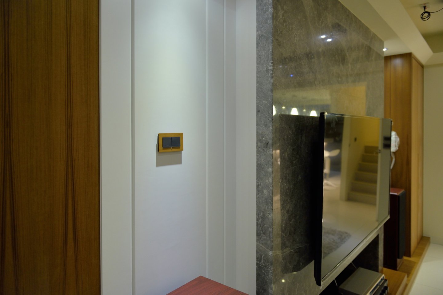 高雄透天 × 三晰電工｜歐風日常中的低調高雅