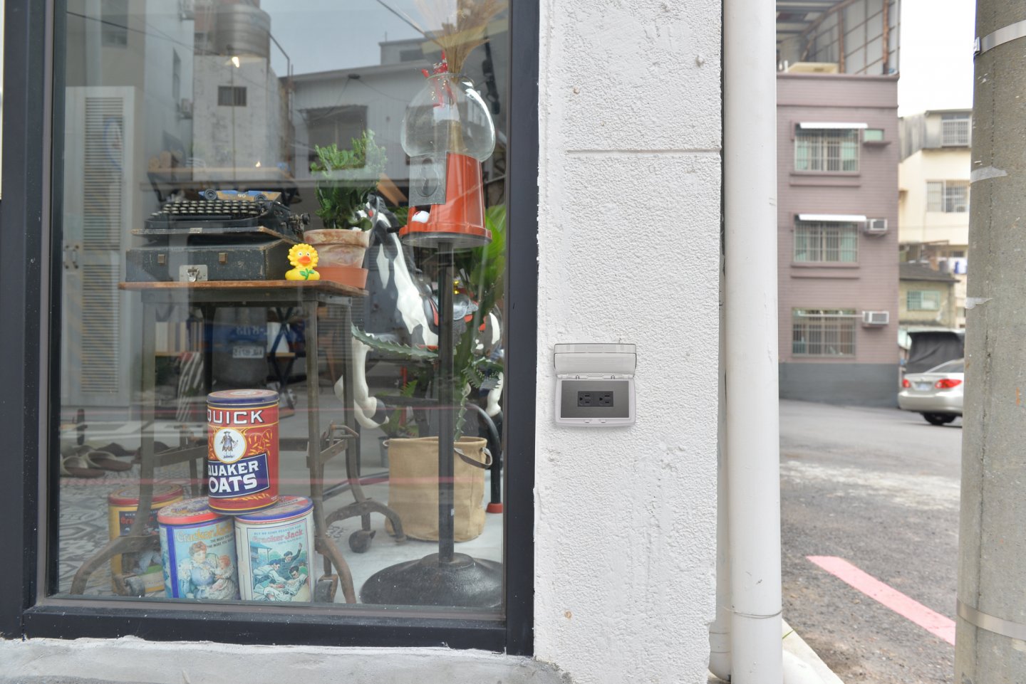 日初設計 × 三晰電工|在商業的空間,遇見初心