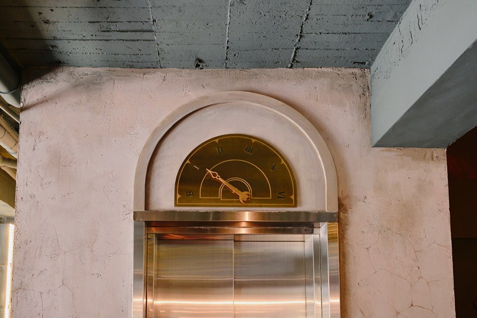 台中莿桐花文創微旅 × 三晰電工｜老宅新光景，銀色勾勒時代之美