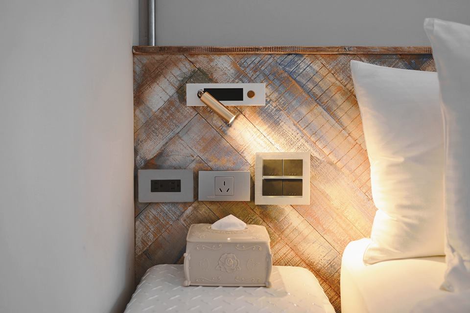 台中莿桐花文創微旅 × 三晰電工｜老宅新光景，銀色勾勒時代之美