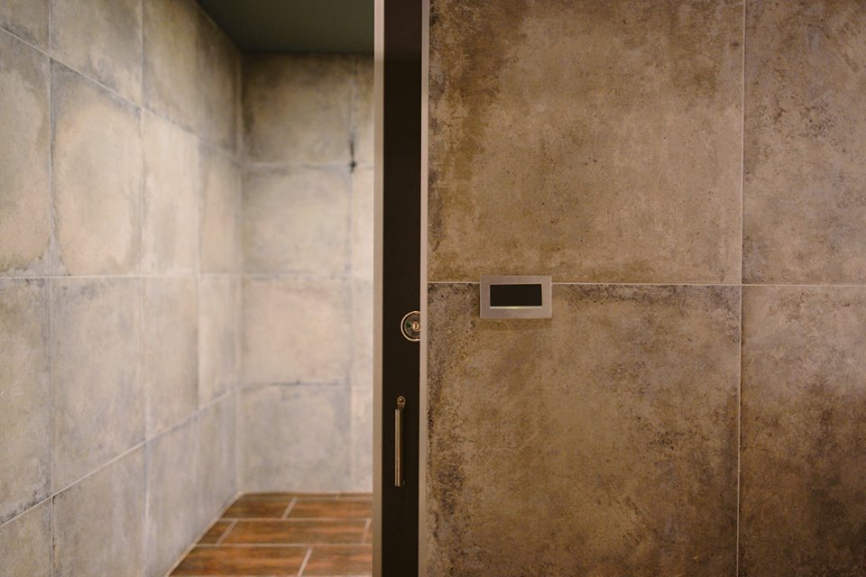 台中莿桐花文創微旅 × 三晰電工｜老宅新光景，銀色勾勒時代之美