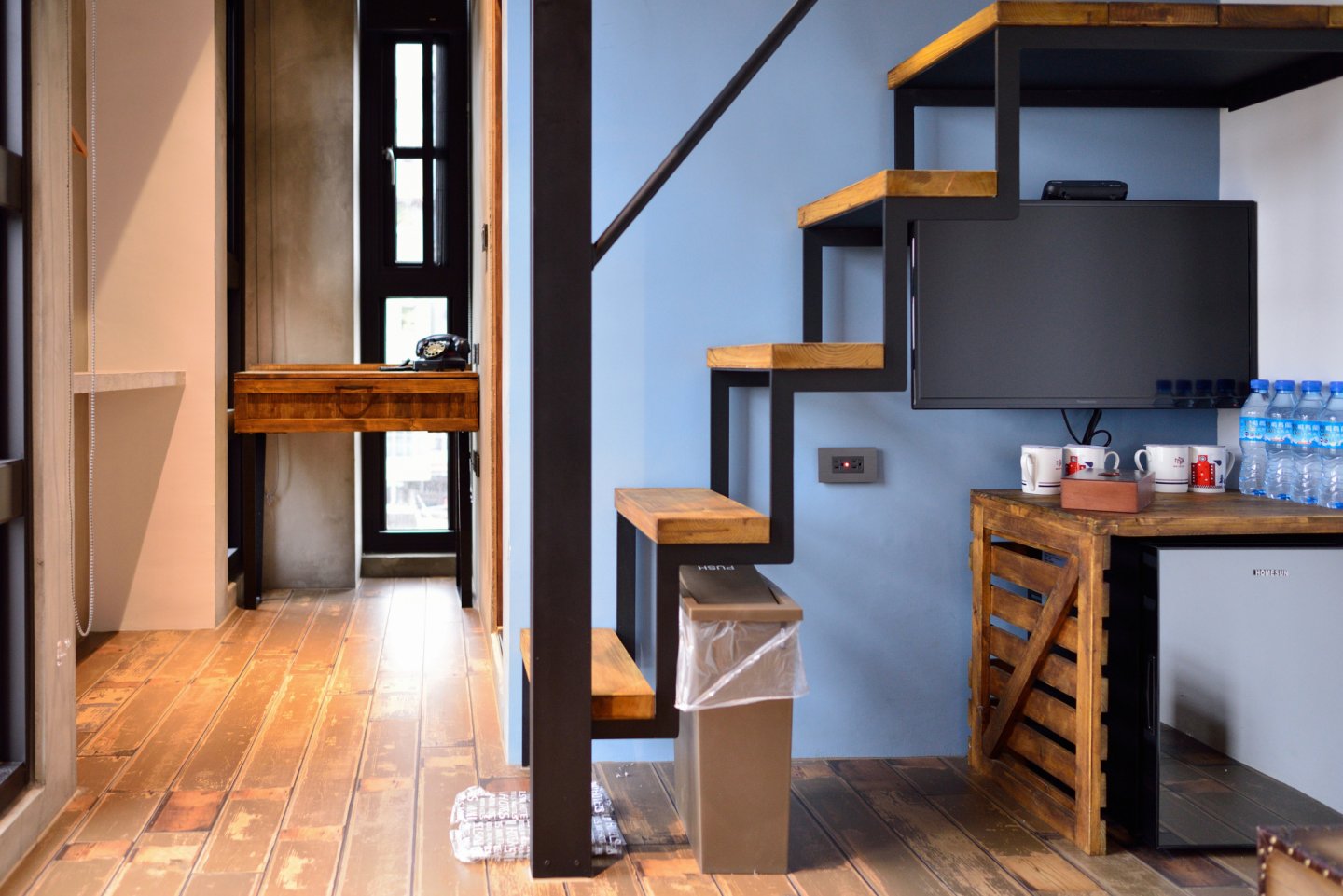 MINI HOTELS 逢甲館 × 三晰電工｜復古英倫裡的新巧思