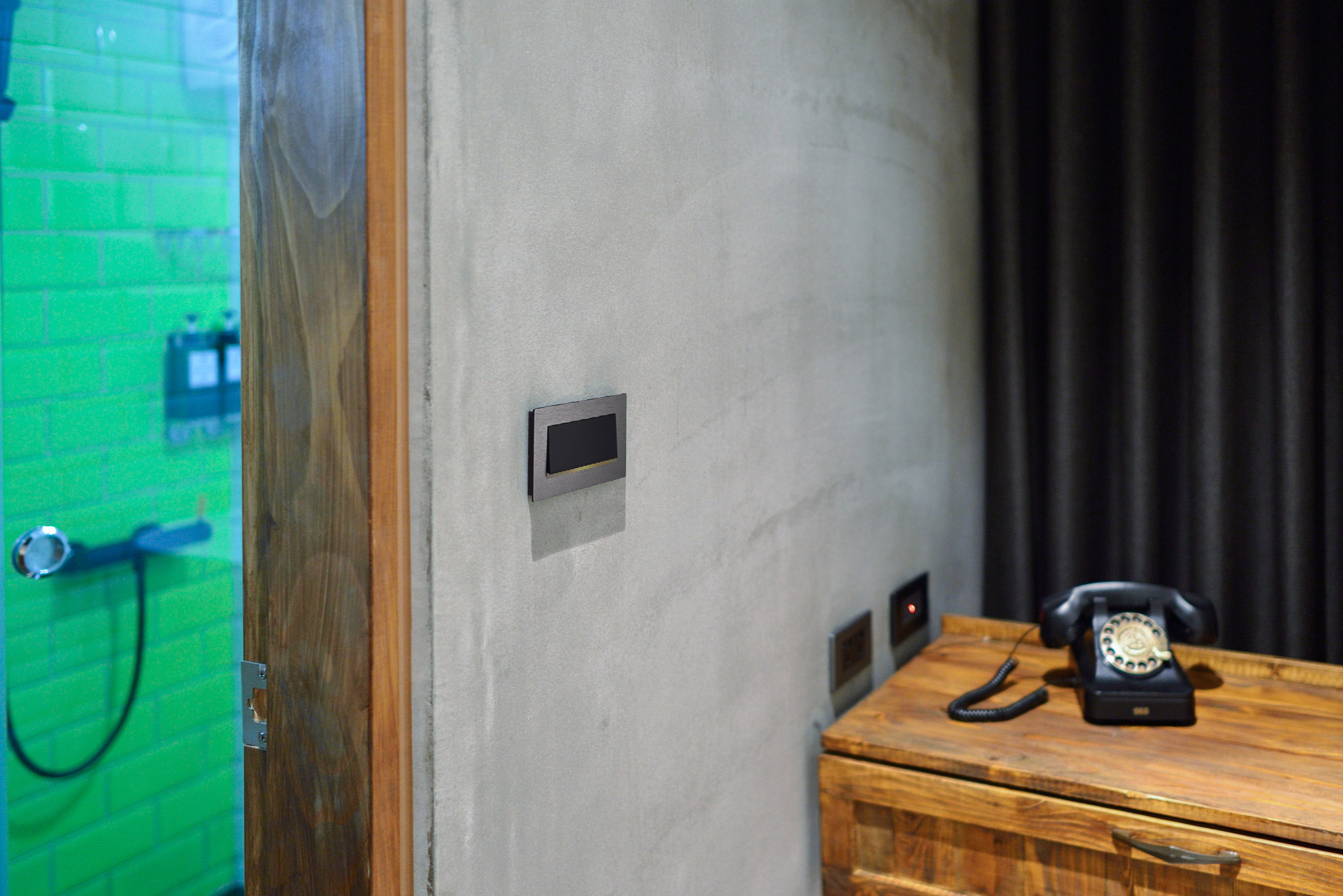 MINI HOTELS 逢甲館 × 三晰電工｜復古英倫裡的新巧思