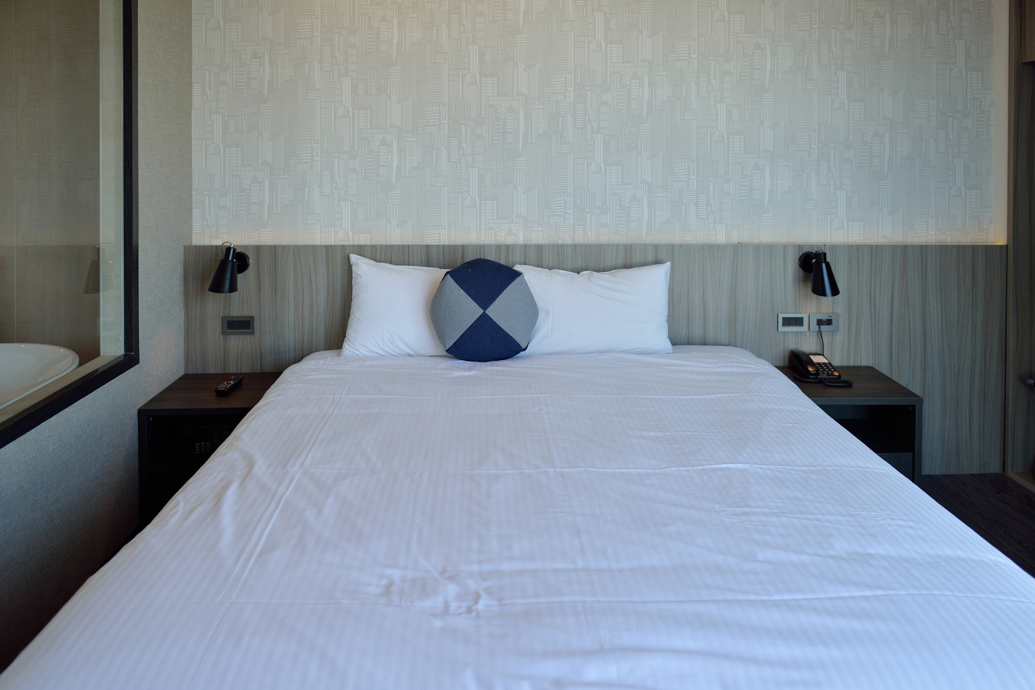 高雄愛河智選假日酒店 × 三晰電工|都會旅人心中的靜謐風景